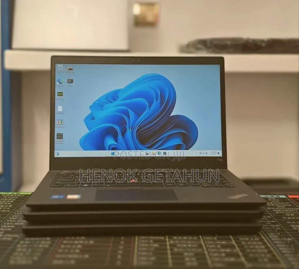New Laptop Lenovo ThinkPad T14s G4 16GB Intel Core i5 SSD 512GB
