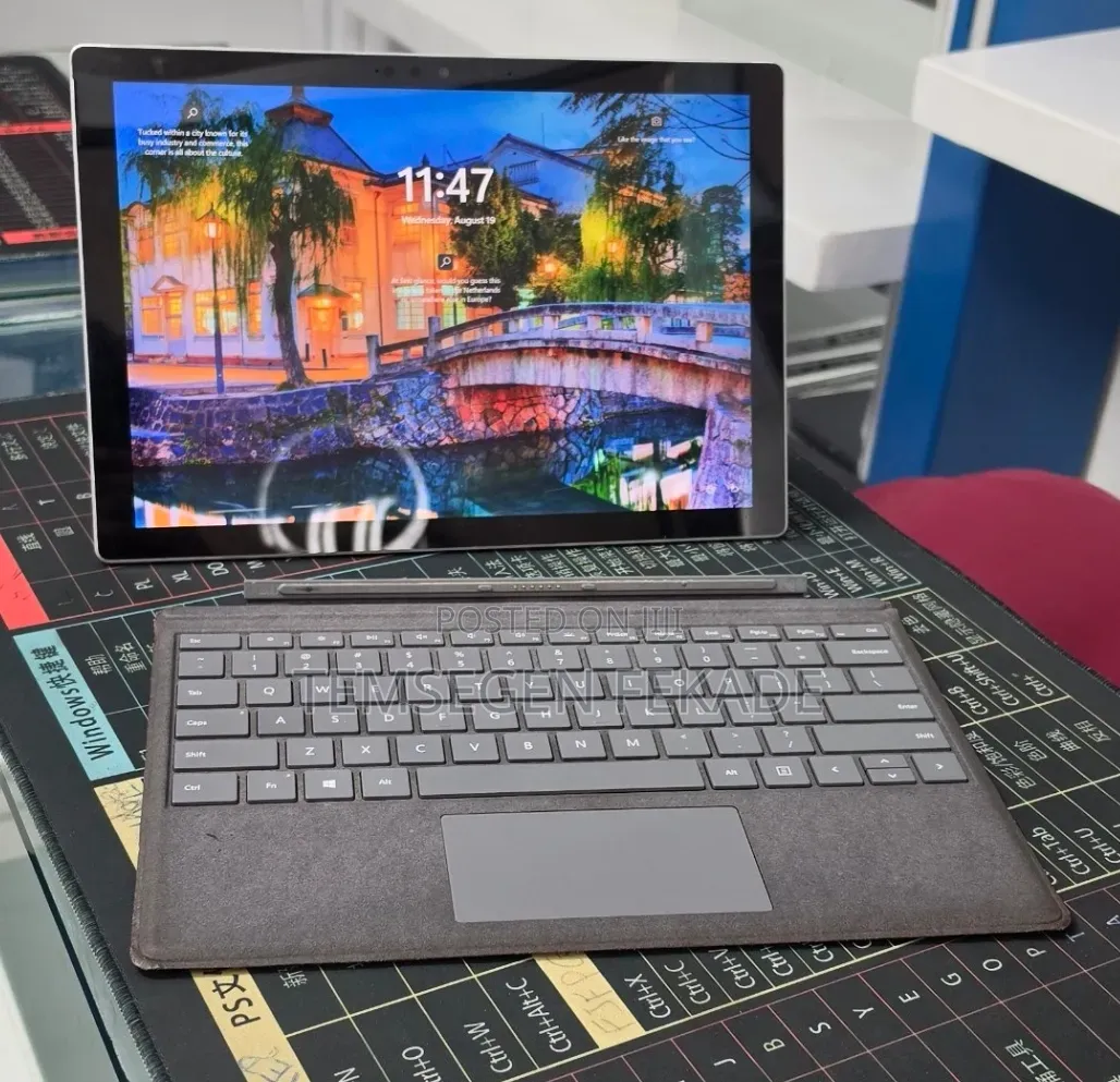 New Laptop Microsoft Surface Pro 7+ 32GB Intel Core i7 SSD 1T