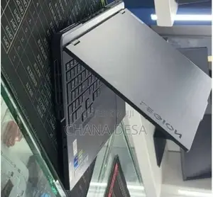 New Laptop Lenovo 16GB Intel Core i7 SSD 1T