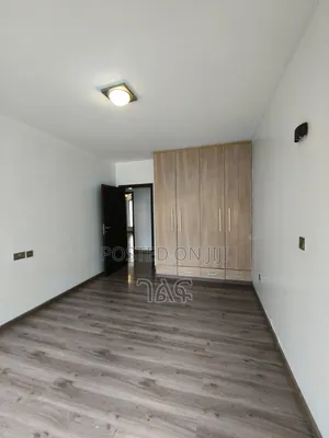 2bdrm Apartment in አስችኳይ ሽያጭ ቦሌ ቡልቡላ 93, Bole for sale