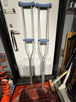 Underarm Crutches囪啓lighter, Stronger, and More Durable谷奔crutches