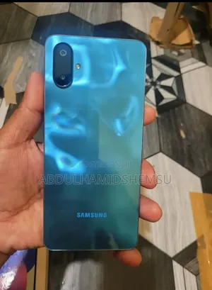 Samsung Galaxy F06 5G 128 GB Blue