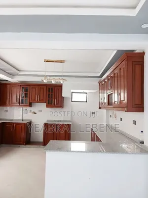 6bdrm House in Bole for sale