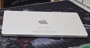 New Laptop Apple MacBook Air 2024 M3 16GB Apple M3 SSD 512GB
