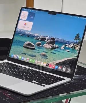 New Laptop Apple MacBook Air 2024 M3 16GB Apple M3 SSD 512GB