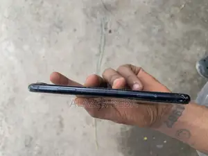 Apple iPhone XR 64 GB Black