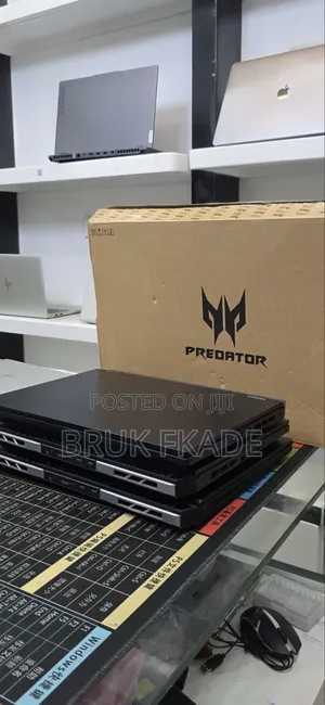 New Laptop Acer Predator Helios Neo 16 16GB Intel Core i9 SSD 1T