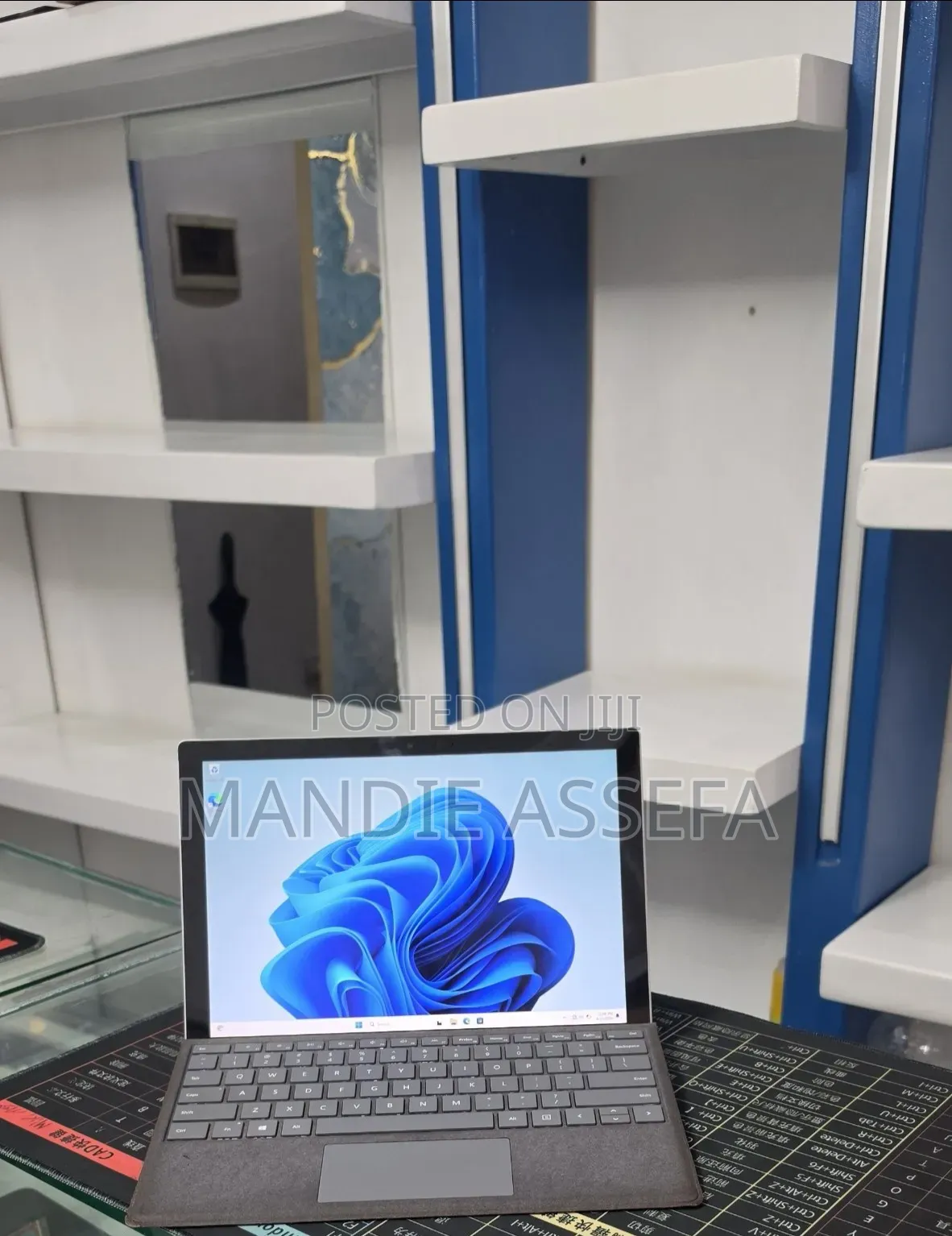 New Laptop Microsoft Surface Pro 7+ 32GB Intel Core i7 SSD 1T