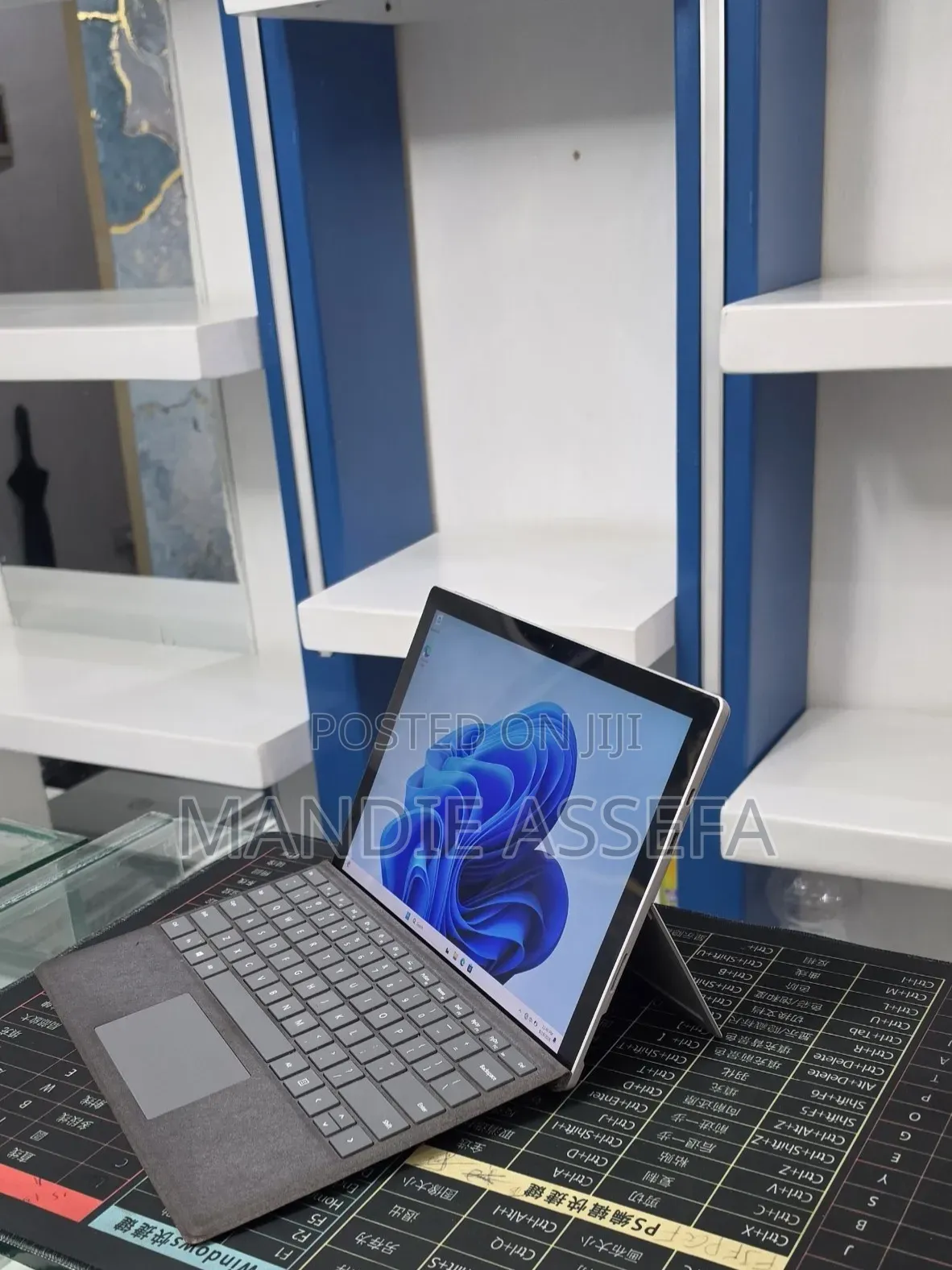 New Laptop Microsoft Surface Pro 7+ 32GB Intel Core i7 SSD 1T