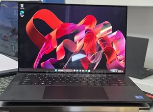 New Laptop Dell Precision 5560 16GB Intel Core i7 SSD 512GB