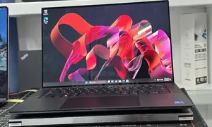 New Laptop Dell Precision 5560 16GB Intel Core i7 SSD 512GB