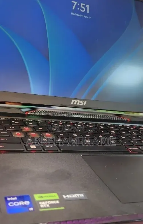 New Laptop MSI Raider GE68HX 13VI-202US 16GB Intel Core i9 SSD 1T