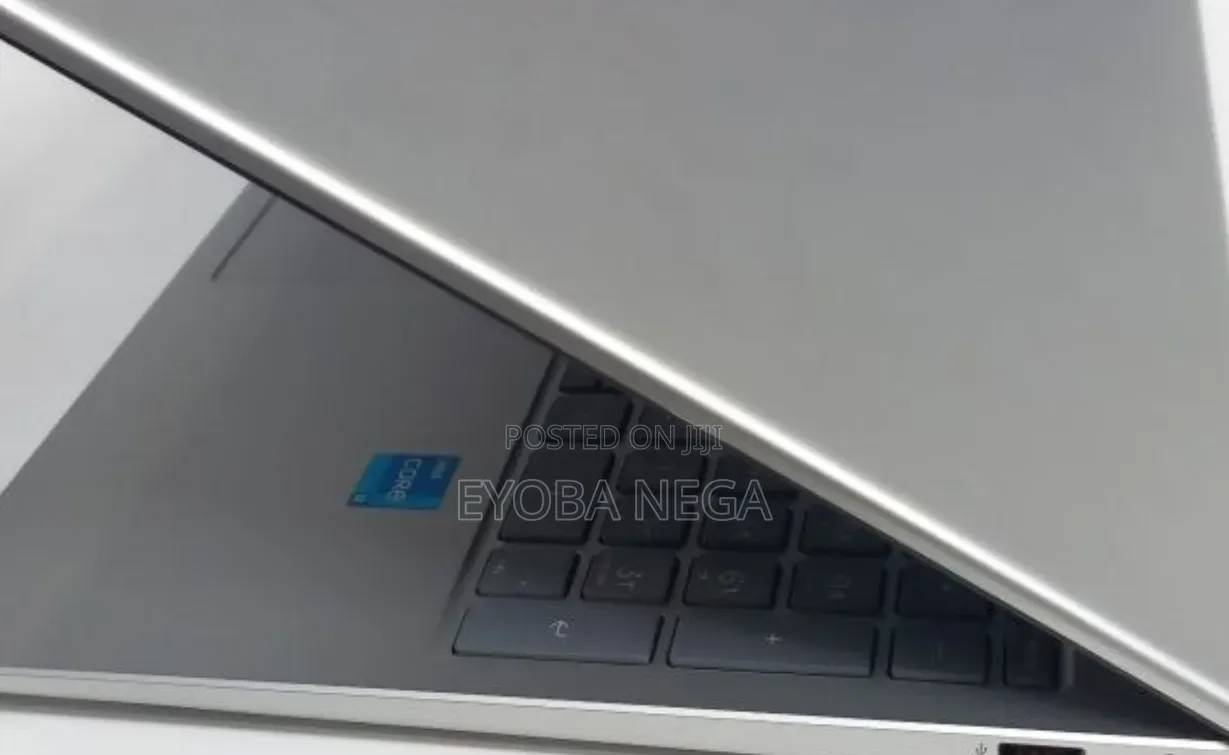 New Laptop HP Stream Notebook 8GB Intel Core i3 SSD 256GB
