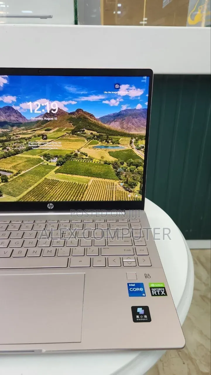New Laptop HP Pavilion 14 16GB Intel Core i7 SSD 512GB
