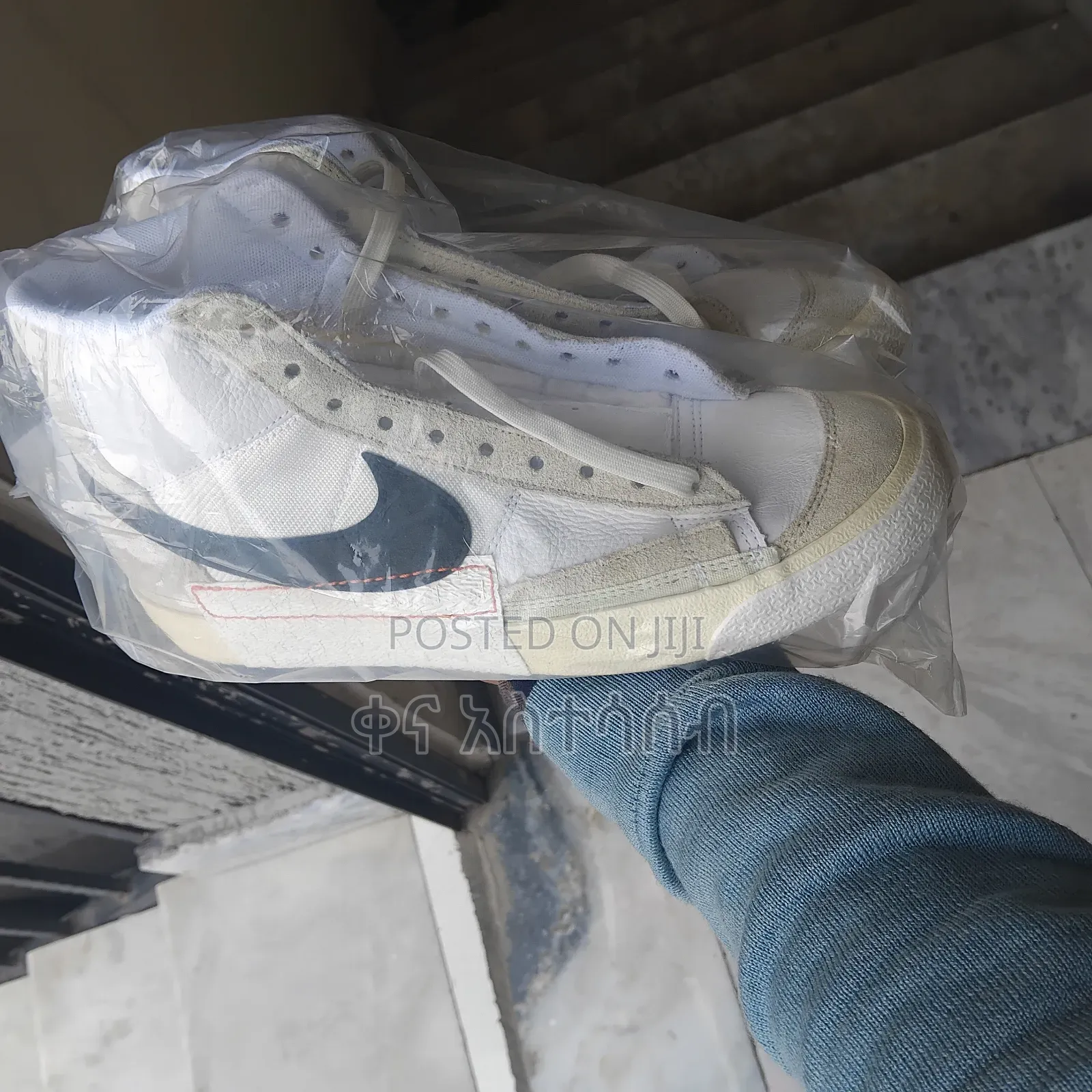 ኦሪጅናል አዲስ የ አሜሪካ ናይኪ ጫማ Nike High Top Shoes (43ቁጥር)