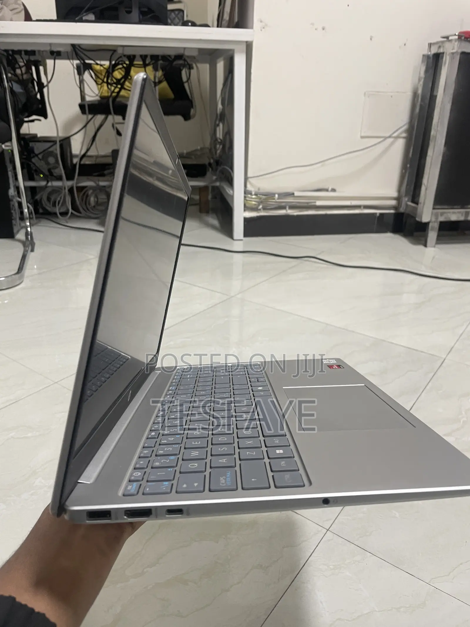 Laptop HP EliteBook 840 8GB AMD Ryzen 7 SSD 500GB