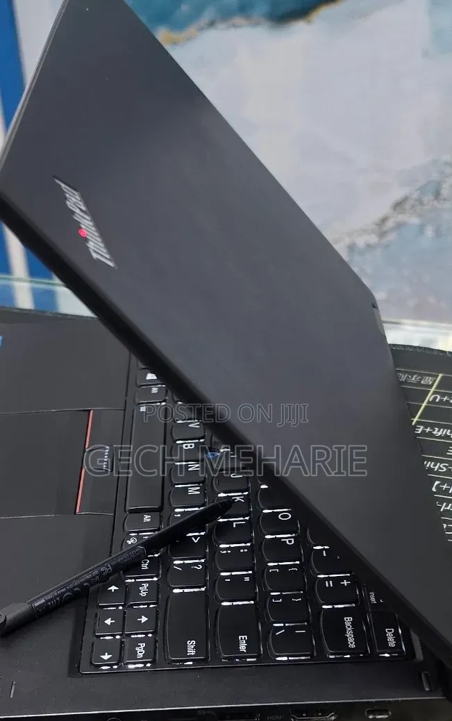 New Laptop Lenovo ThinkPad X380 Yoga 16GB Intel Core i5 SSD 256GB