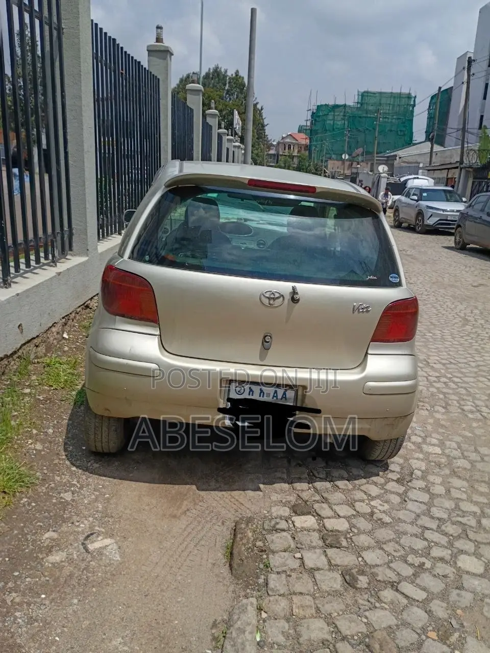 Toyota Vitz 2002 Gold