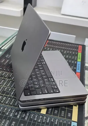 New Laptop Apple MacBook Pro 2021 M1 16GB Apple M1 Pro SSD 512GB