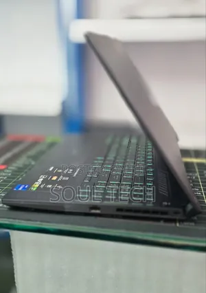 New Laptop Asus TUF Gaming F15 16GB Intel Core i7 SSD 1T