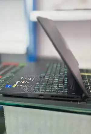 New Laptop Asus TUF Gaming F15 16GB Intel Core i7 SSD 1T