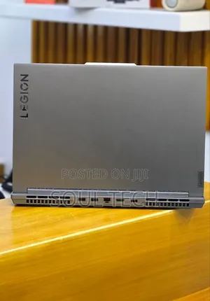 New Laptop Lenovo Legion 5 16GB AMD Ryzen 7 SSD 1T