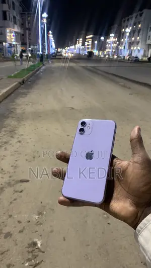 Apple iPhone 11 64 GB Pink
