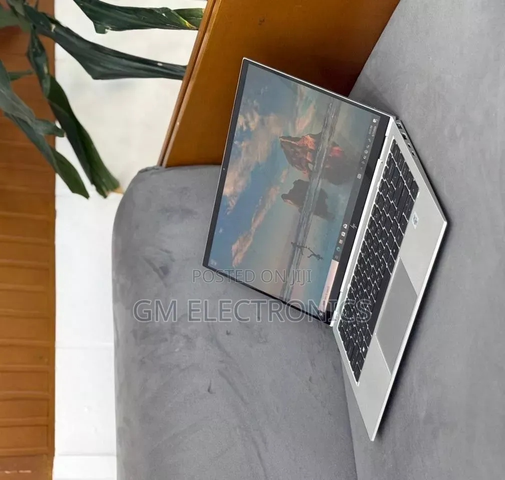 New Laptop HP EliteBook x360 1040 G7 16GB Intel Core i7 SSD 512GB