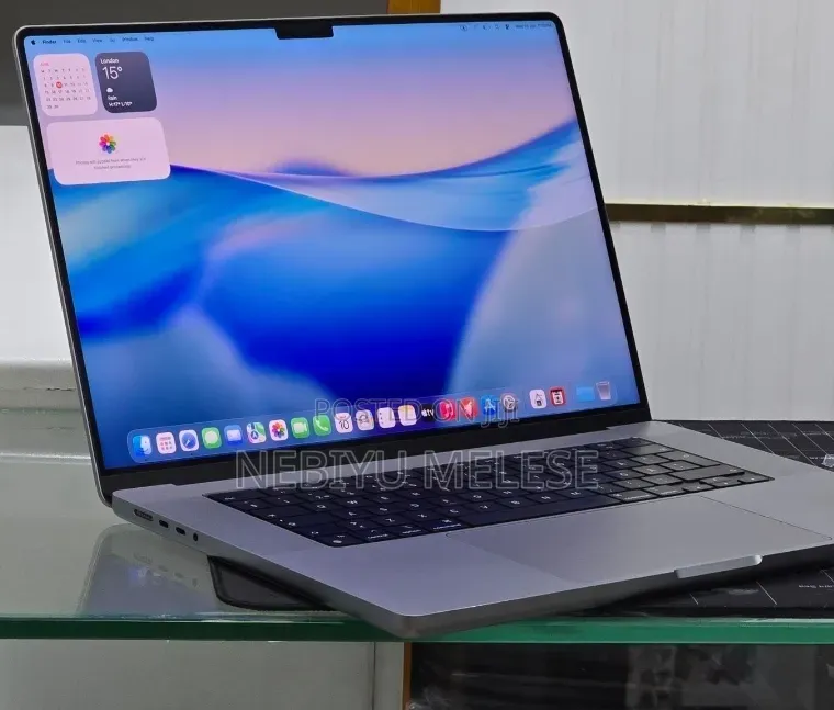 New Laptop Apple MacBook Pro 2021 M1 Max 32GB Apple M1 Max SSD 1T