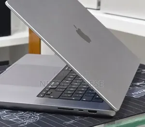 New Laptop Apple MacBook Pro 2021 M1 Max 64GB Apple M1 Max SSD 1T