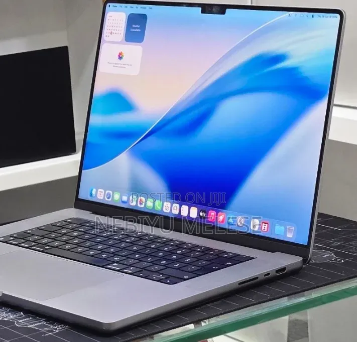 New Laptop Apple MacBook Pro 2021 M1 Max 64GB Apple M1 Max SSD 1T