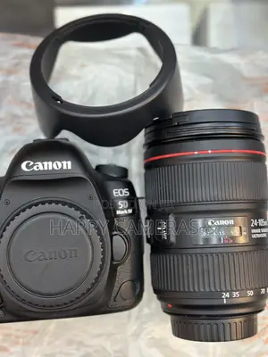 Canon 5D Mark IV አዲስ