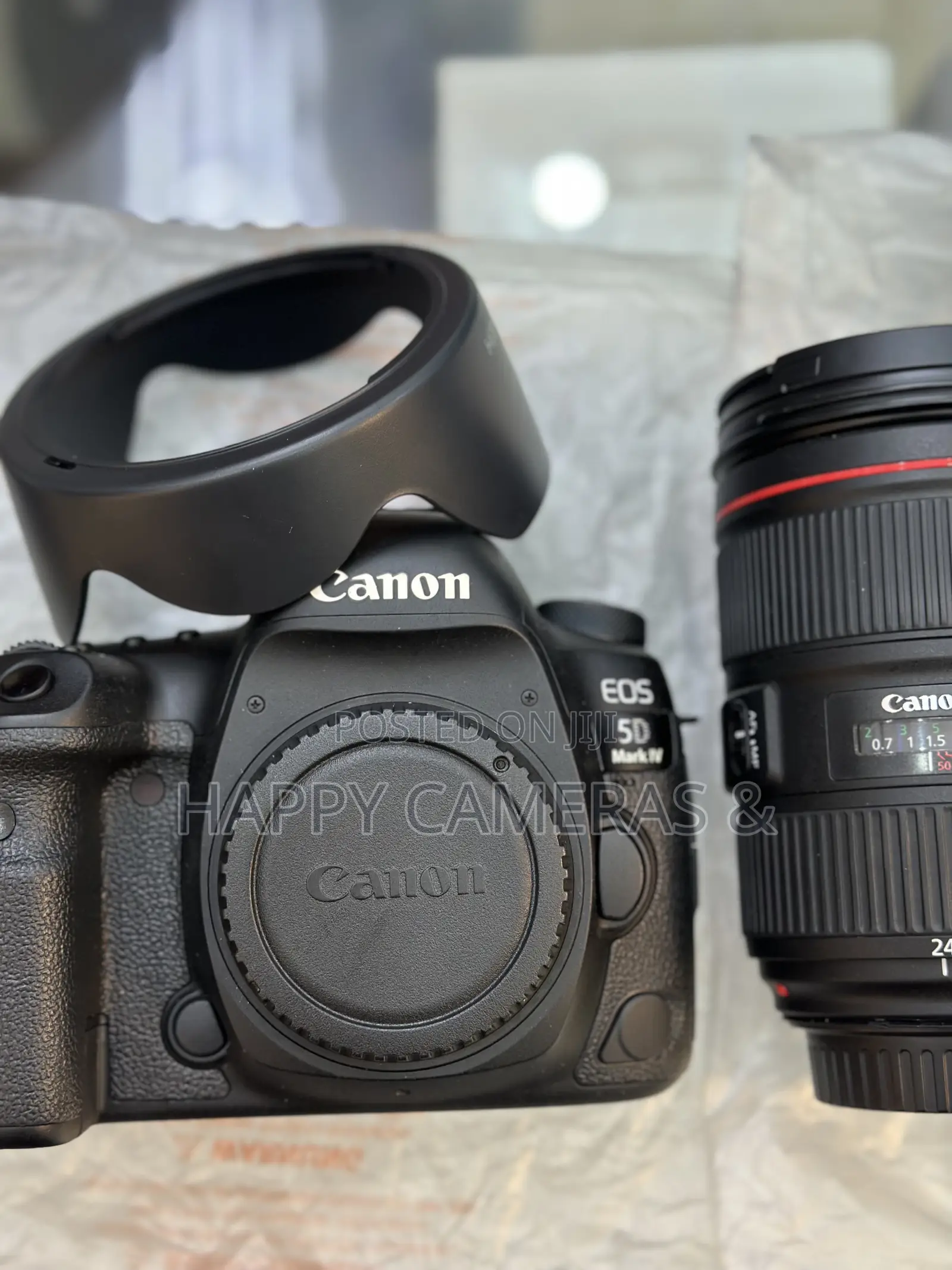 Canon 5D Mark IV አዲስ