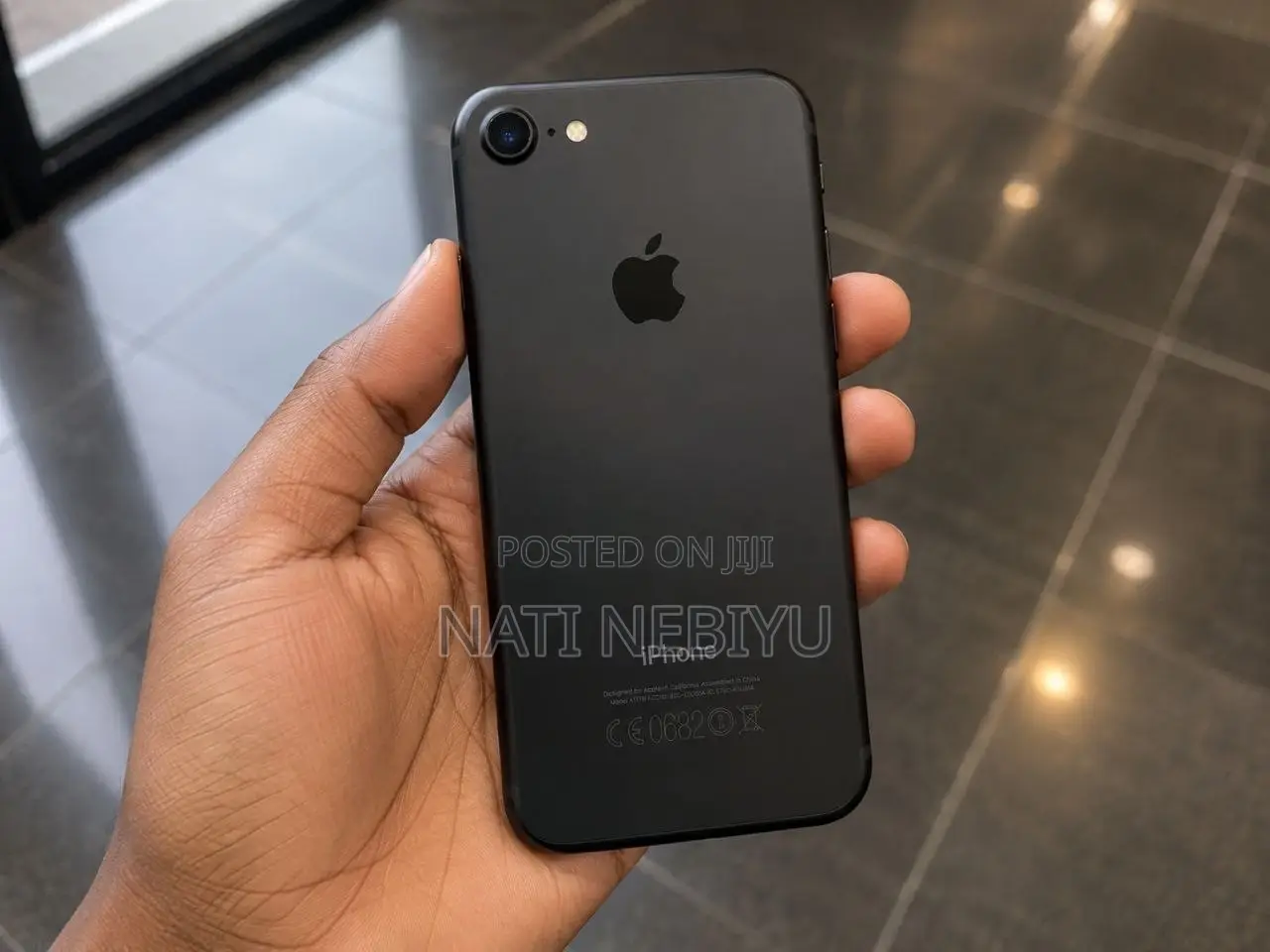 Apple iPhone 7 32 GB Black