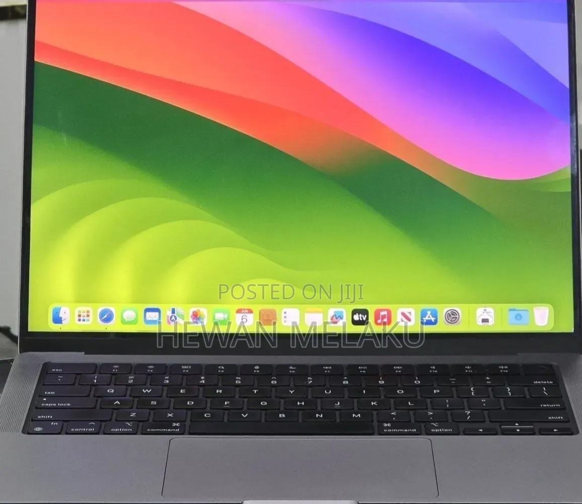 New Laptop Apple MacBook Pro 2023 M3 8GB Apple M3 SSD 512GB