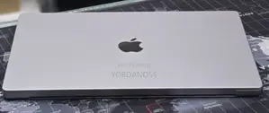 New Laptop Apple MacBook Pro 2023 M2 16GB Apple M2 SSD 512GB