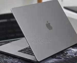 New Laptop Apple MacBook Pro 2023 M2 16GB Apple M2 SSD 512GB