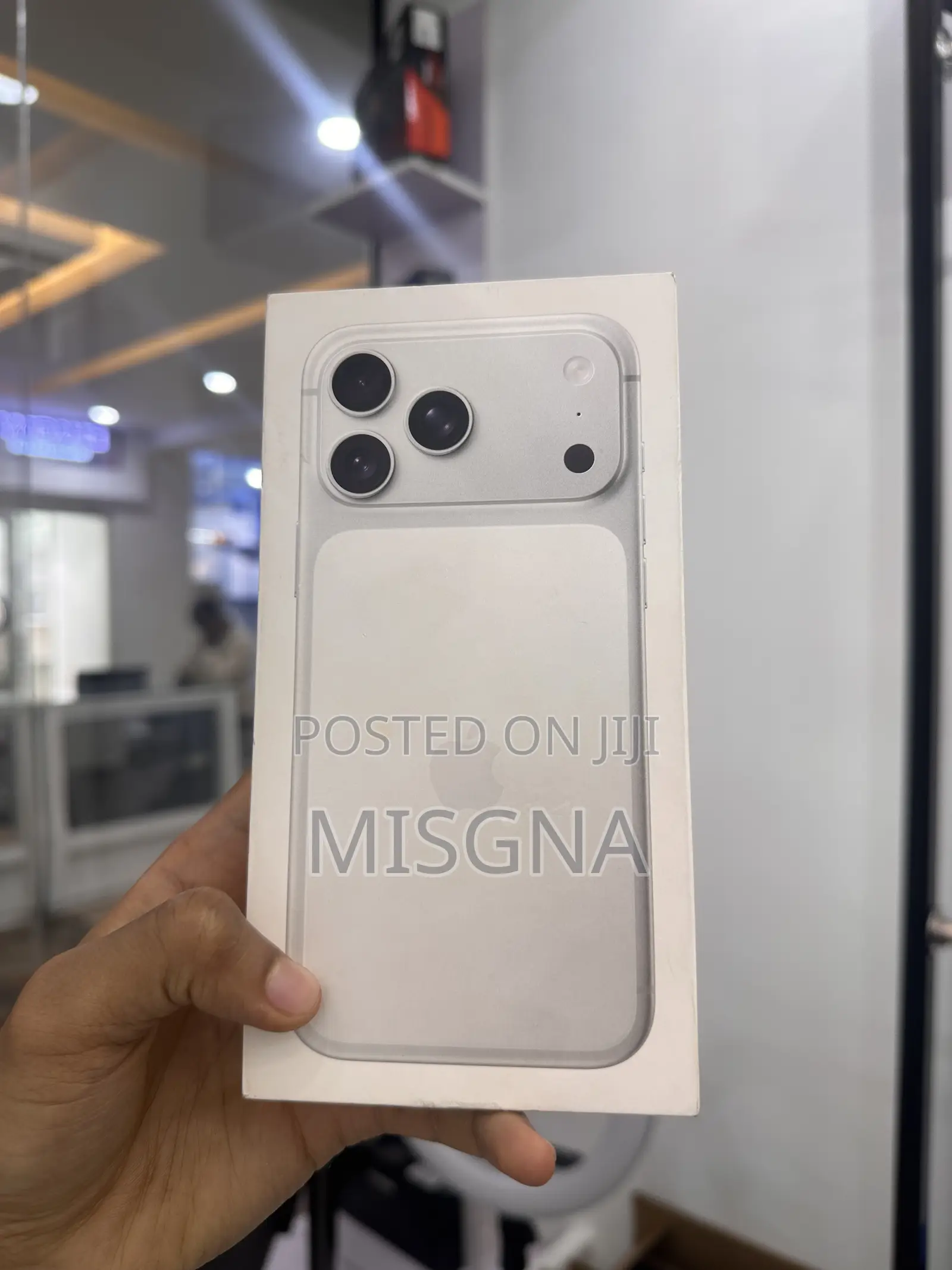 New Apple iPhone 17 Pro Max 256 GB Silver