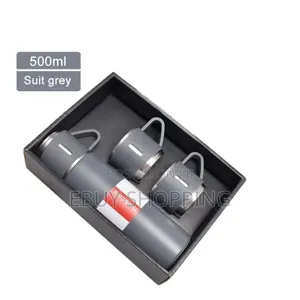This Double-Walled Insulated Flask Keeps Drinks Hot or Cold