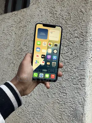 Apple iPhone XS Max 64 GB White