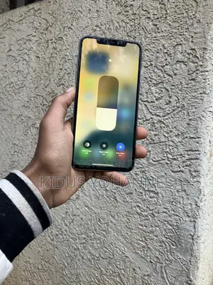 Apple iPhone XS Max 64 GB White