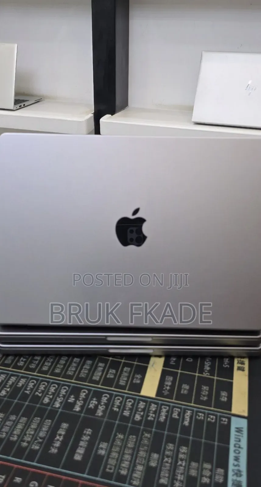 New Laptop Apple MacBook Pro 2021 M1 16GB Apple M1 Pro SSD 512GB