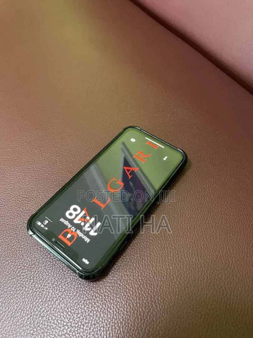 Apple iPhone XS 64 GB Black