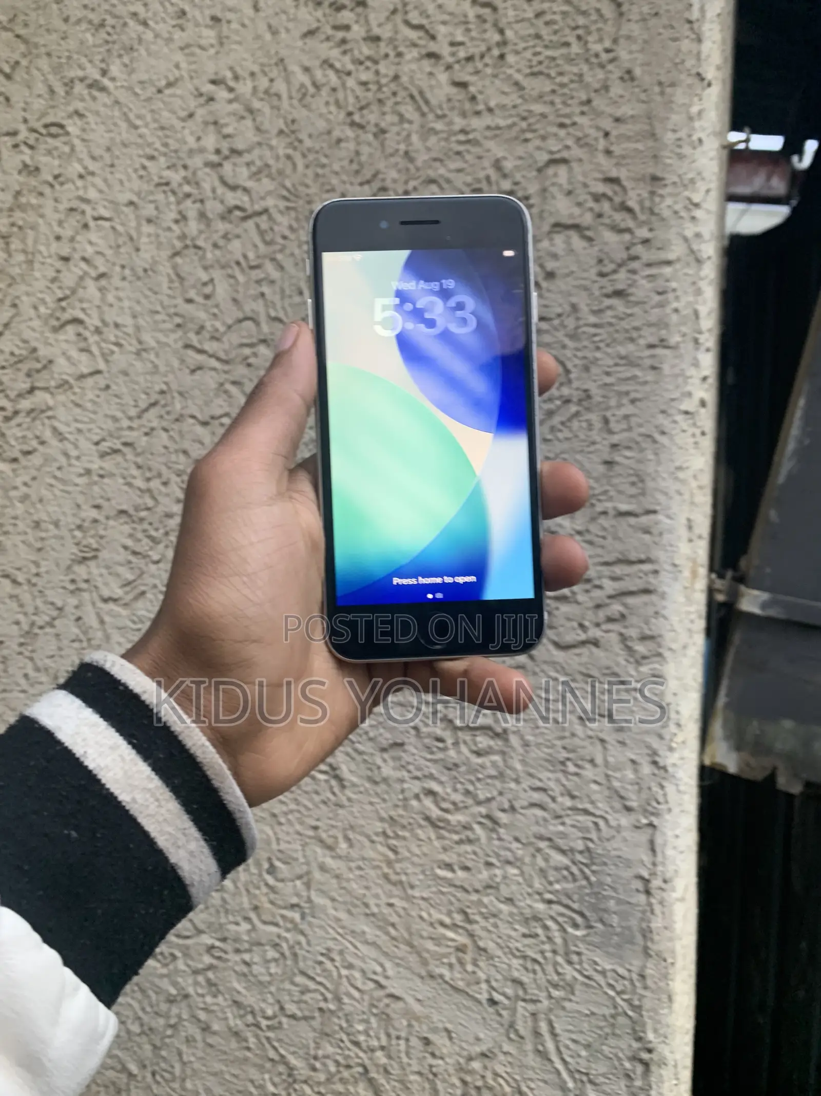 Apple iPhone SE (2022) 64 GB White