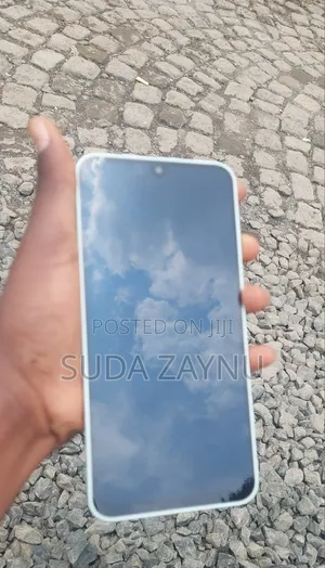 New Samsung Galaxy A16 5G 128 GB Green