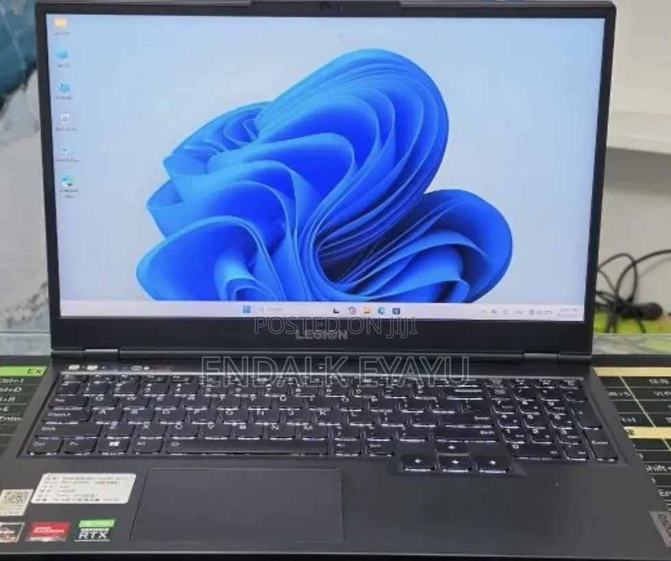 New Laptop Lenovo Legion 5 16GB AMD Ryzen 7 SSD 512GB