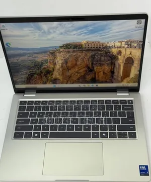 New Laptop Dell Pro 14 16GB Intel Core Ultra 5 SSD 512GB