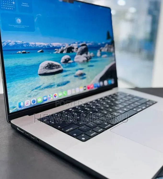 New Laptop Apple MacBook Pro 2021 M1 16GB Apple M1 Pro SSD 512GB