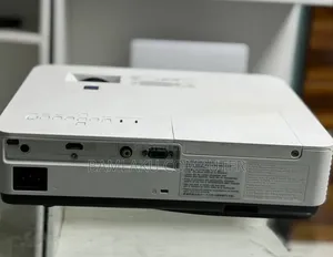 Sony Projector model Name VPL-Dx221