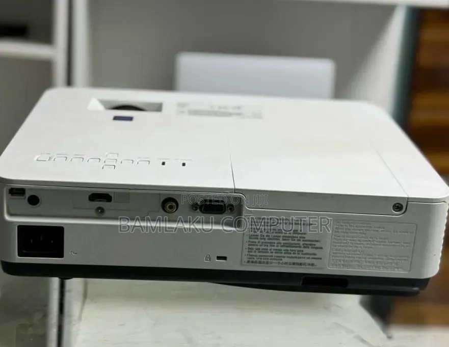 Sony Projector model Name VPL-Dx221